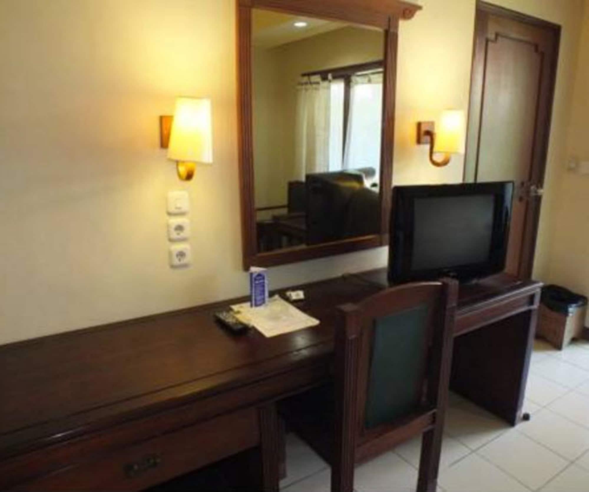 Besakih Beach Hotel Sanur Eksteriør billede