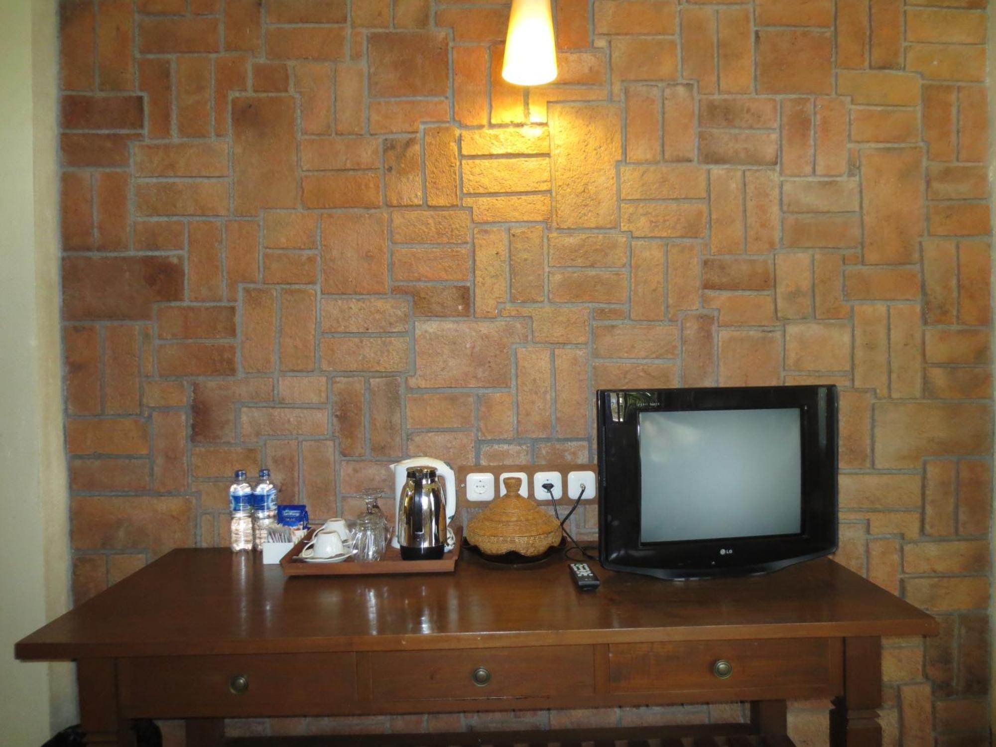 Besakih Beach Hotel Sanur Værelse billede